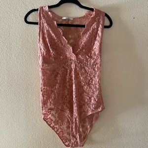 Bodysuit size M color blush